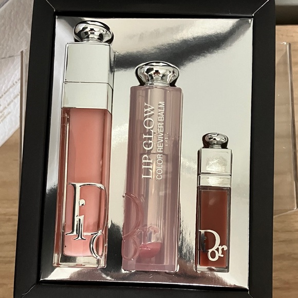DIOR Addict Essentials Lip Glow, Lip Maximizer & Mini Lip 3 pc set w gift bag - Picture 3 of 3